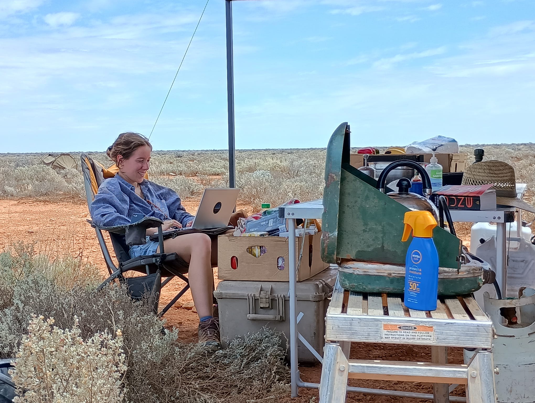 Sophie sorting meteorite candidates.